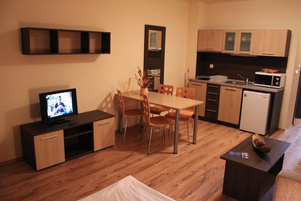 Nevada Aparthotel Pamporovo Esterno foto